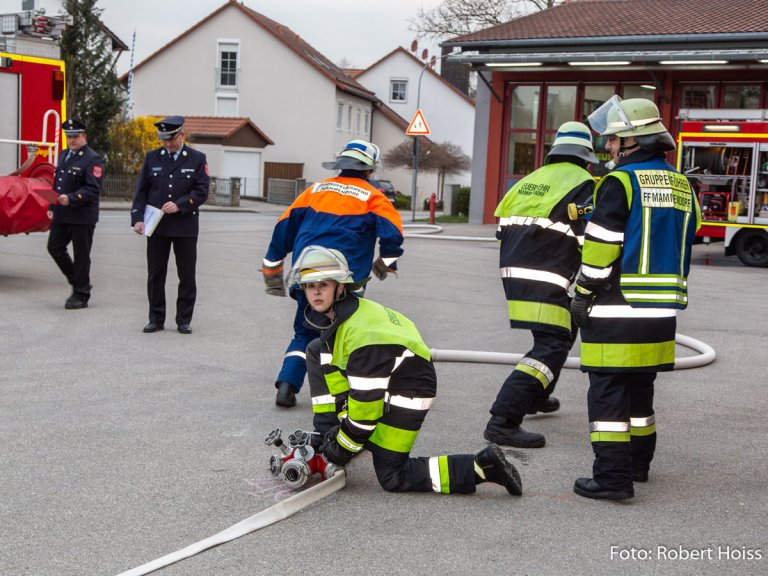 Grossansicht in neuem Fenster: Freiwillige Feuerwehr Mammendorf - Leistungsabzeichen